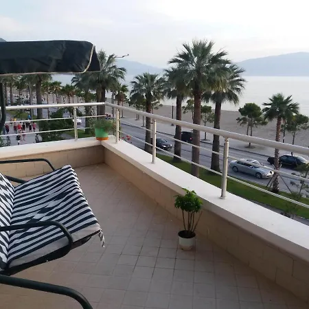 アパート Seafront Luxury 150 Meter Secured Parking Vlorë